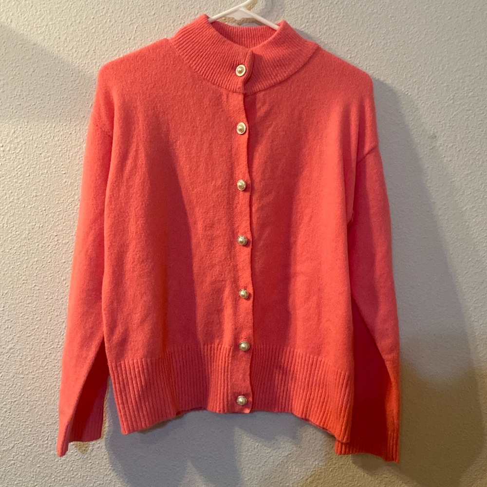 NWT no brand button down cardigan size medium